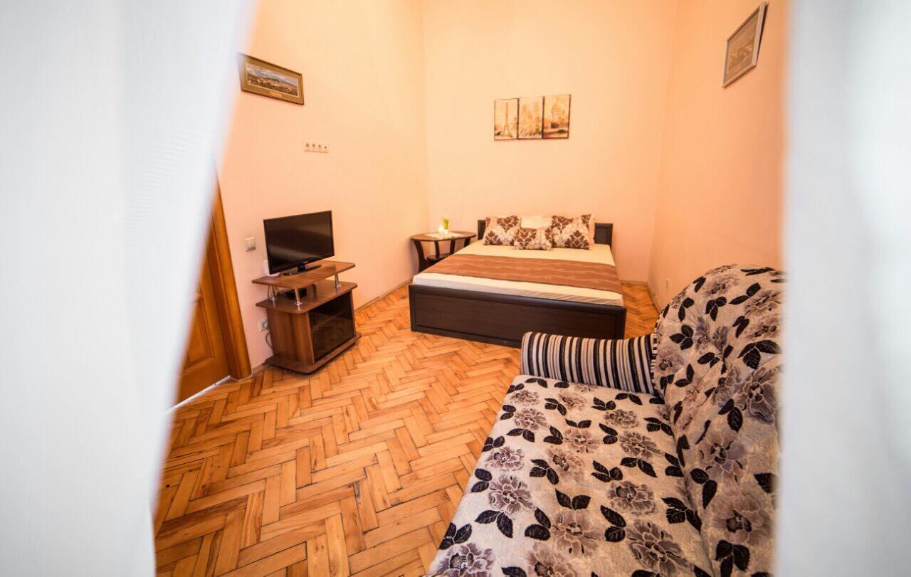 Apartment On Teatralna 7 Lviv Exterior photo